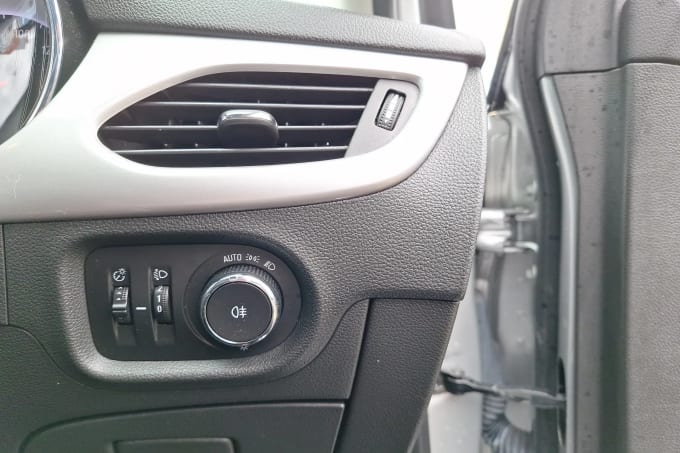 2020 Vauxhall Astra