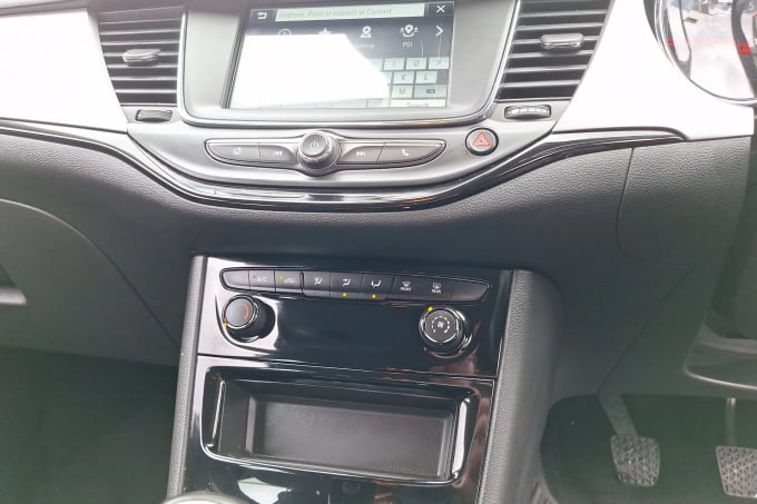 2020 Vauxhall Astra