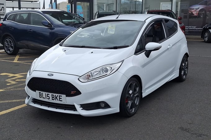 2015 Ford Fiesta