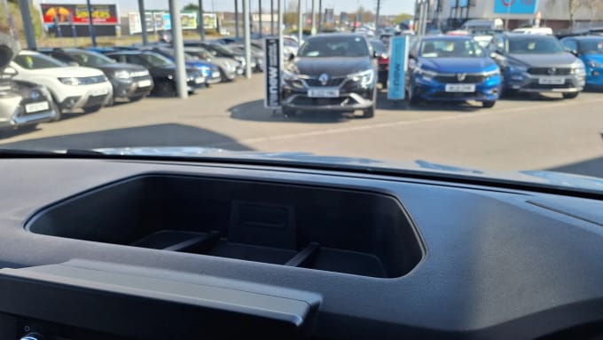 2022 Renault Trafic