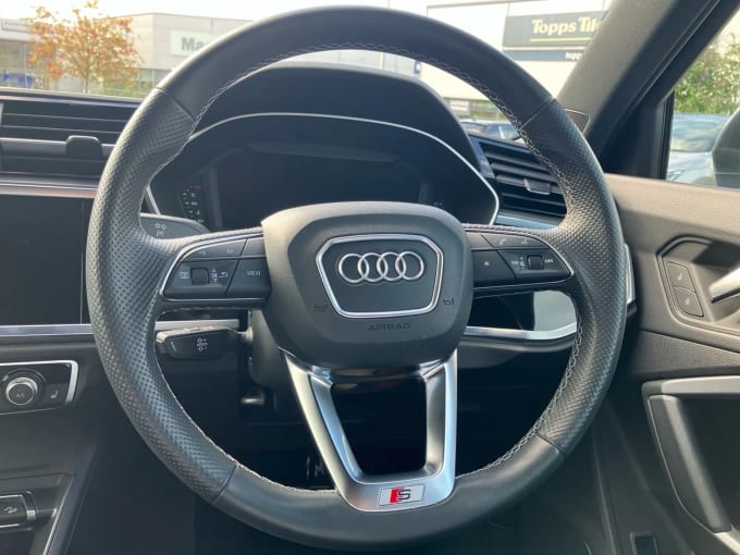 2022 Audi Q3