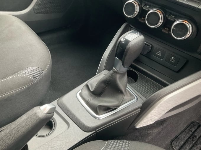 2022 Dacia Duster