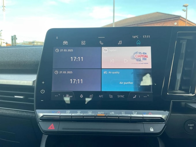2022 Renault Megane E-tech