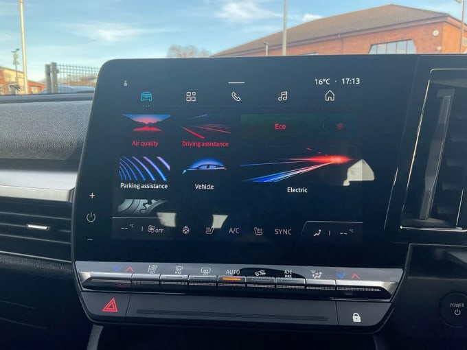 2022 Renault Megane E-tech