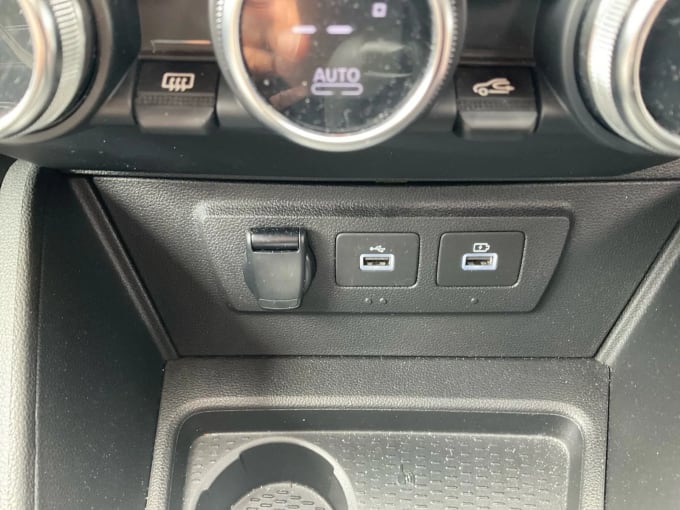 2022 Dacia Duster