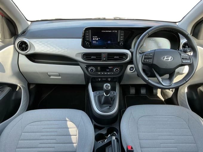 2025 Hyundai I10