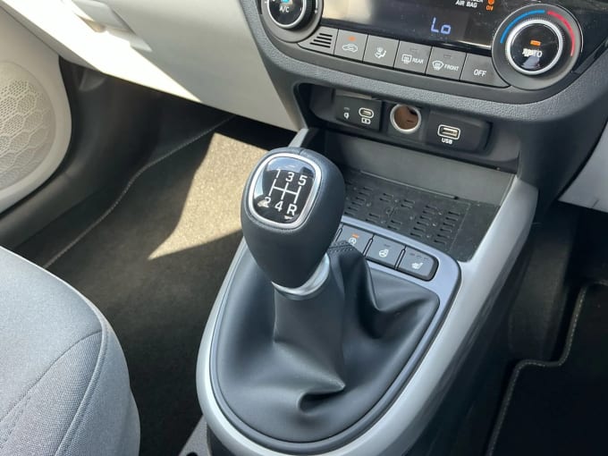 2025 Hyundai I10