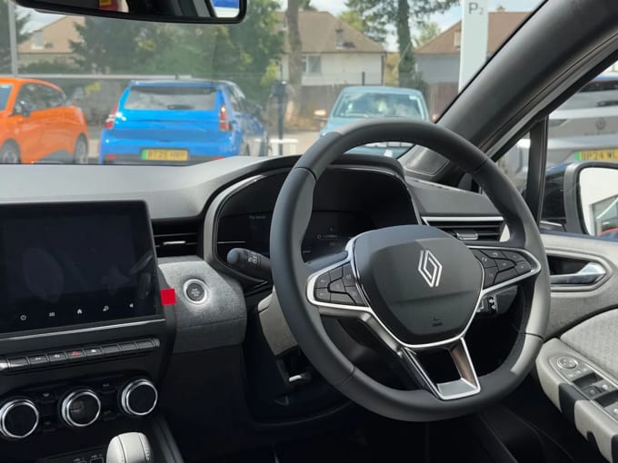 2025 Renault Clio