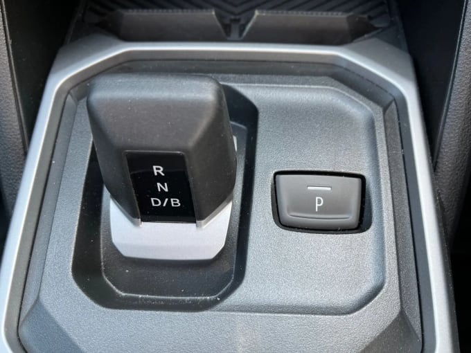2025 Dacia Duster