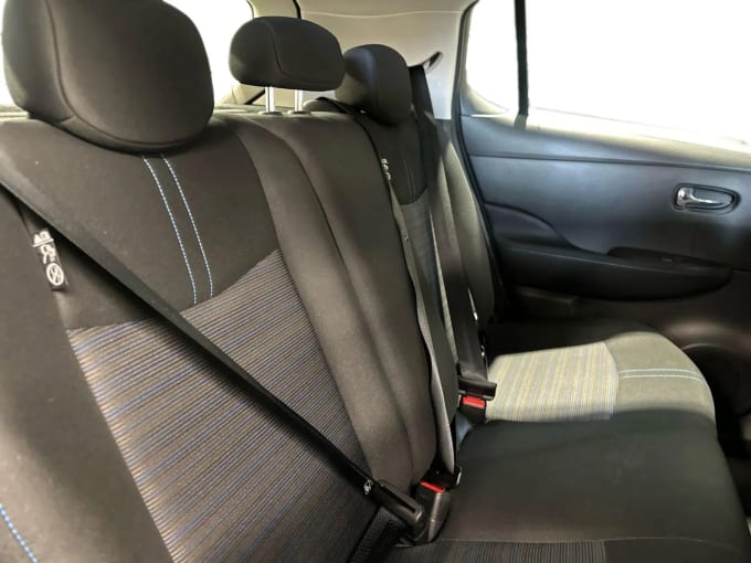 2022 Nissan Leaf