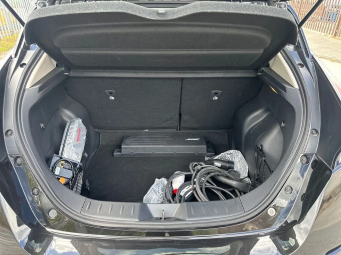 2023 Nissan Leaf