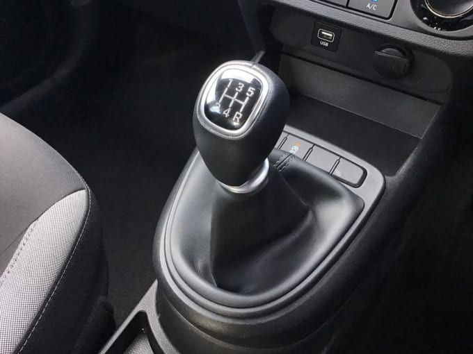 2022 Hyundai I10