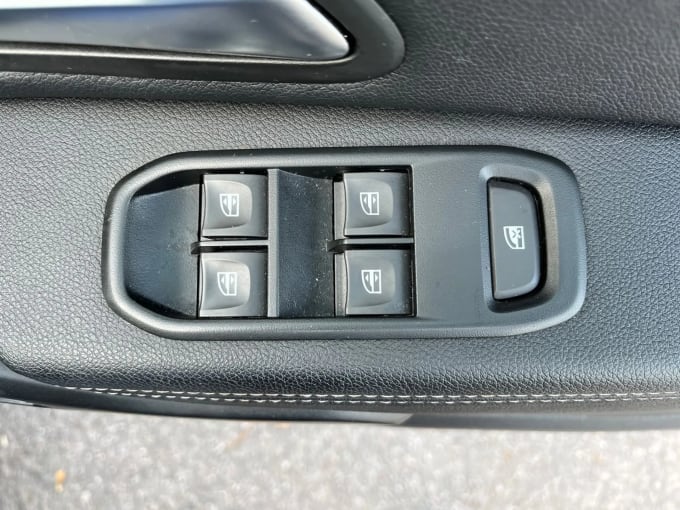 2022 Dacia Duster