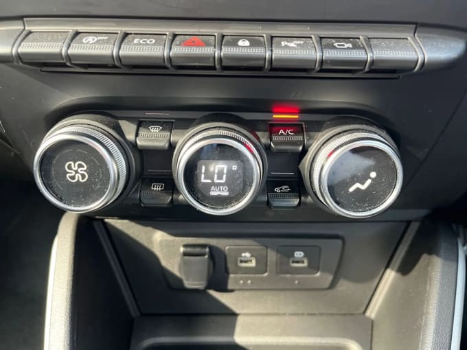2022 Dacia Duster