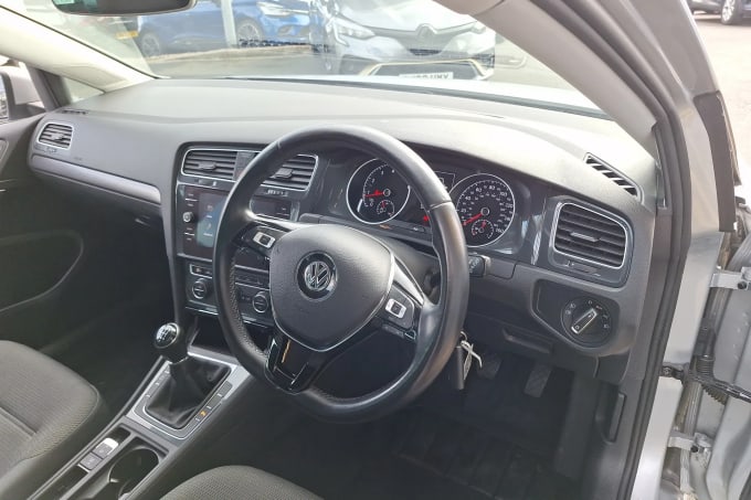 2020 Volkswagen Golf