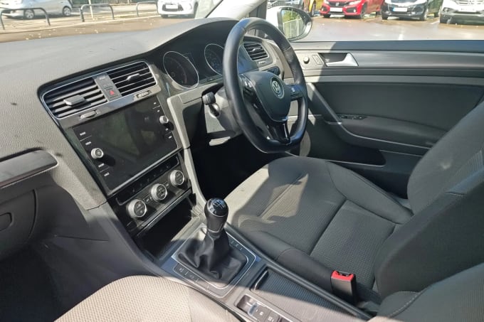 2020 Volkswagen Golf
