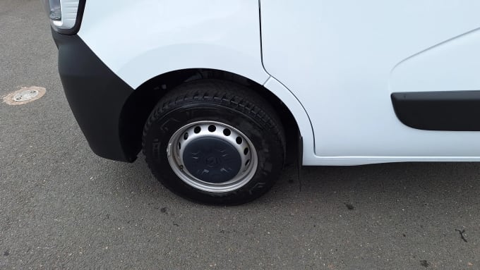 2024 Renault Master