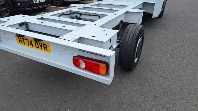 2024 Renault Master