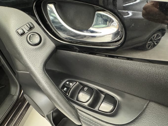 2017 Nissan Qashqai