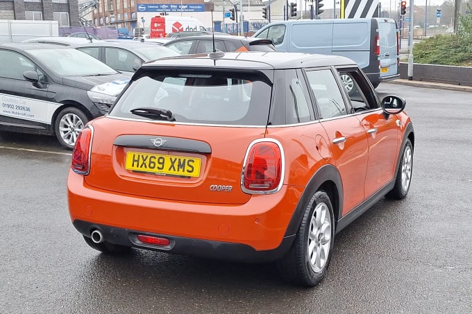 2019 Mini Hatch