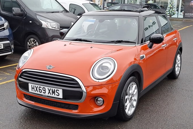 2019 Mini Hatch