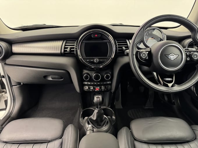 2020 Mini Hatch