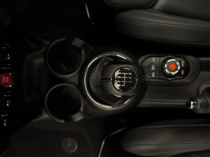 2020 Mini Hatch