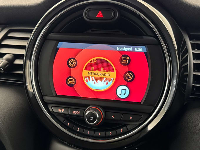 2020 Mini Hatch