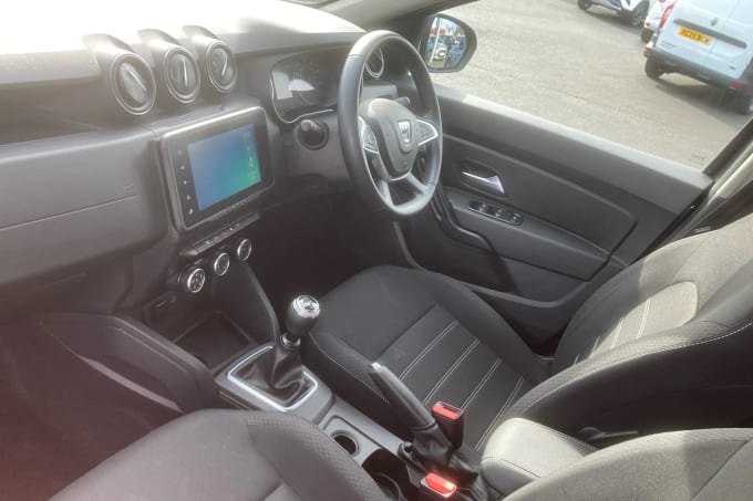 2022 Dacia Duster