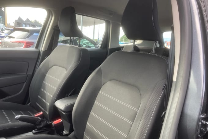 2022 Dacia Duster