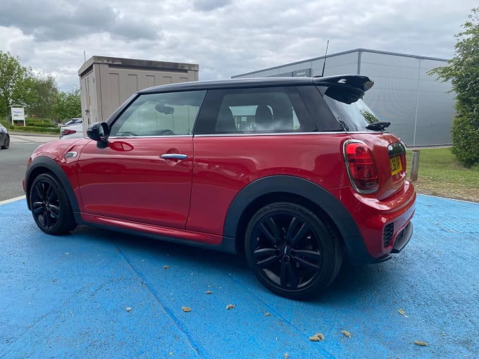 2018 Mini Hatch