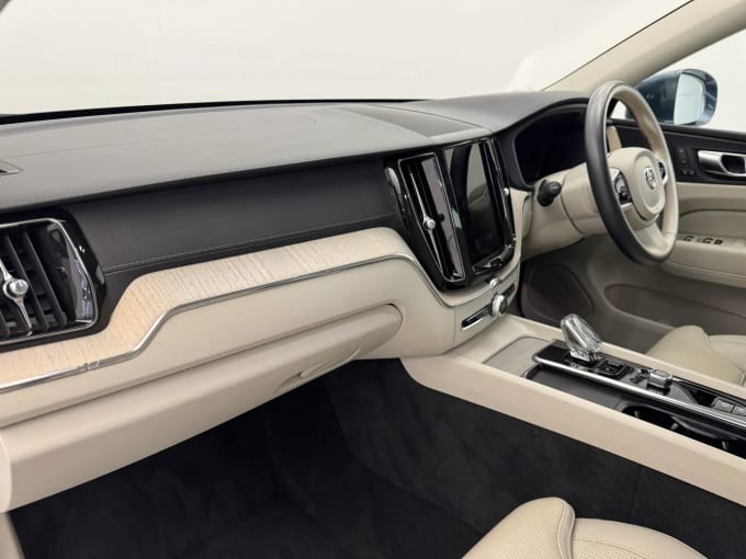2022 Volvo Xc60