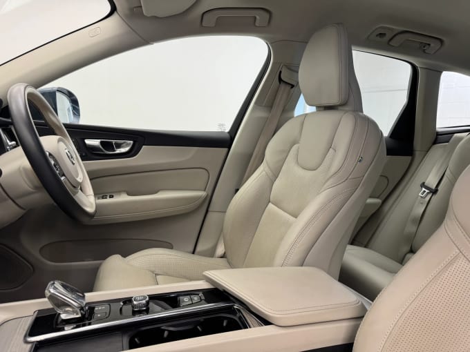 2022 Volvo Xc60