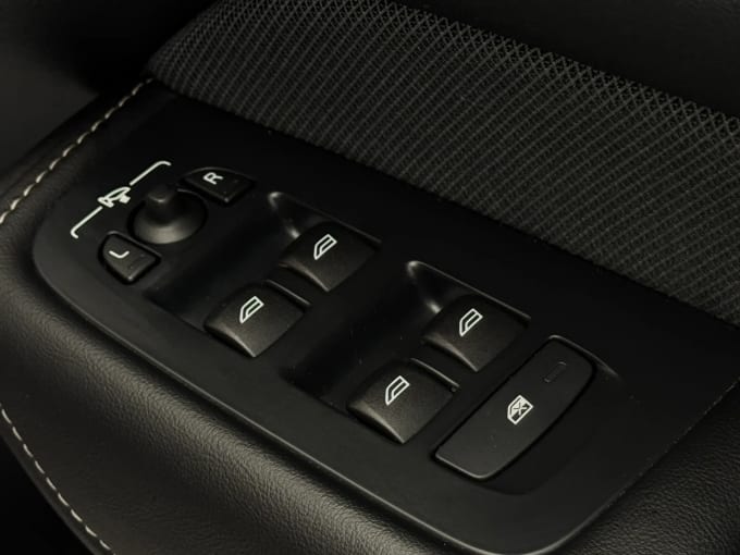 2022 Volvo Xc60