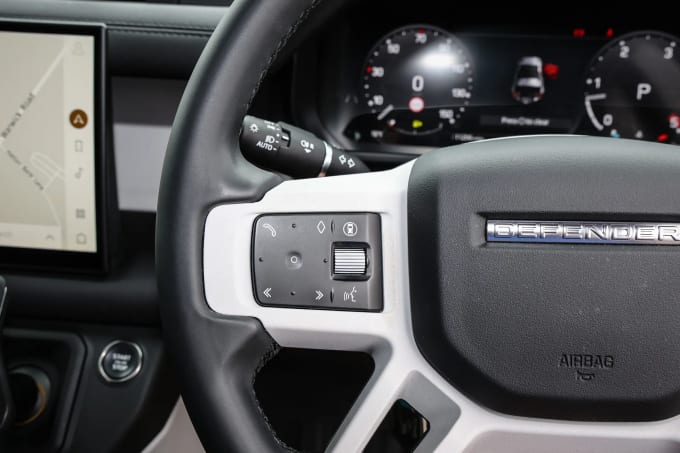 2025 Land Rover Defender