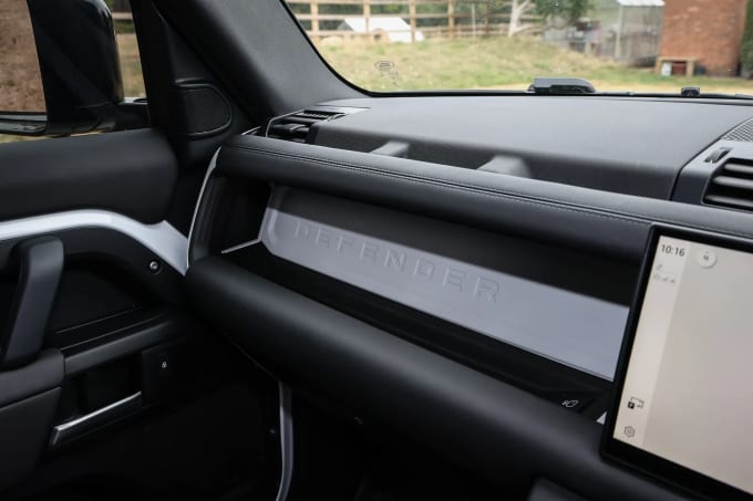 2025 Land Rover Defender