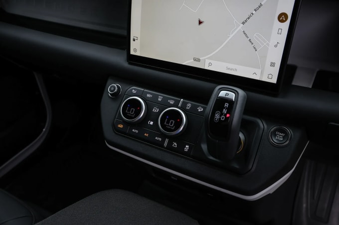 2025 Land Rover Defender