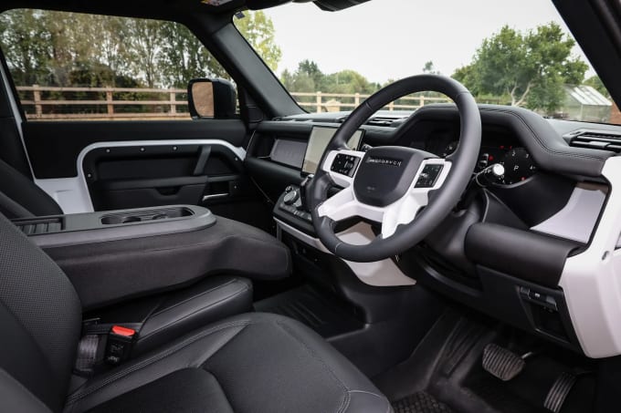 2025 Land Rover Defender