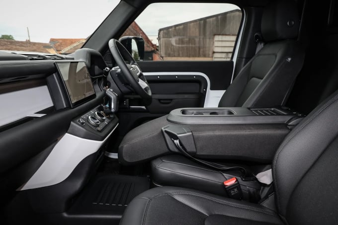 2025 Land Rover Defender