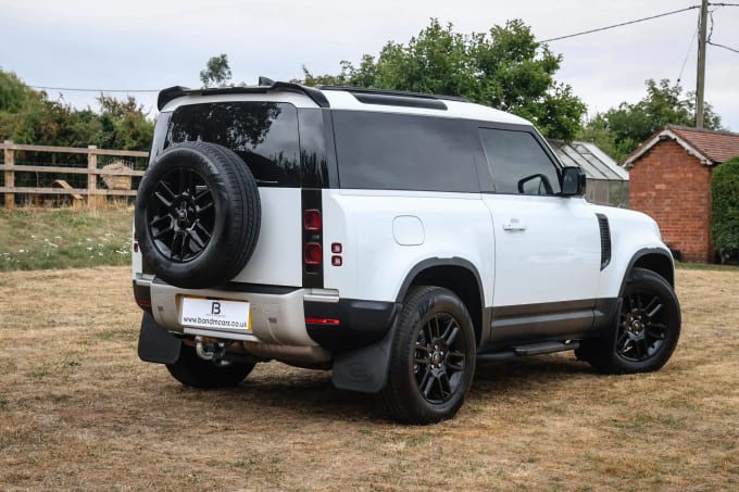 2025 Land Rover Defender