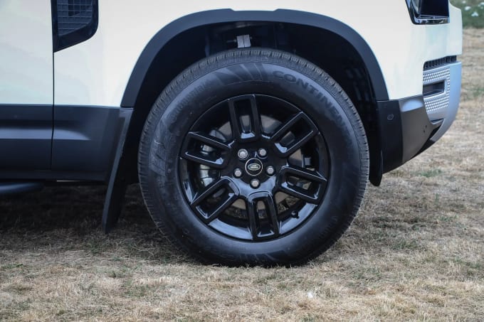 2025 Land Rover Defender