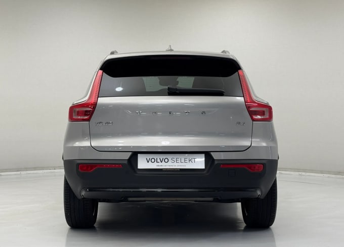 2023 Volvo Xc40