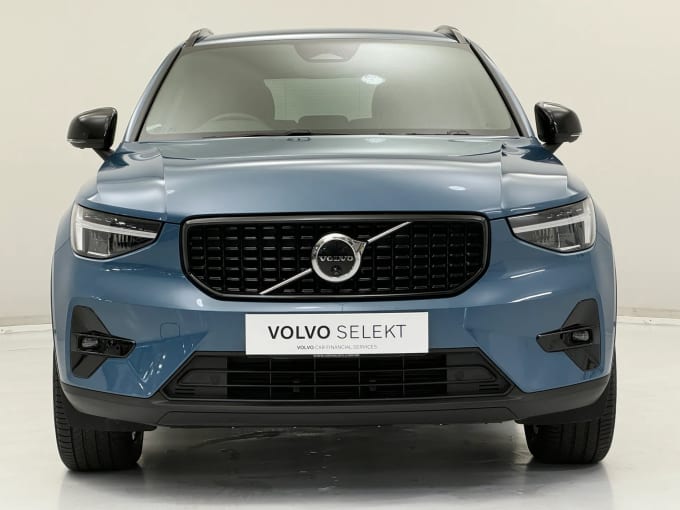 2023 Volvo Xc40