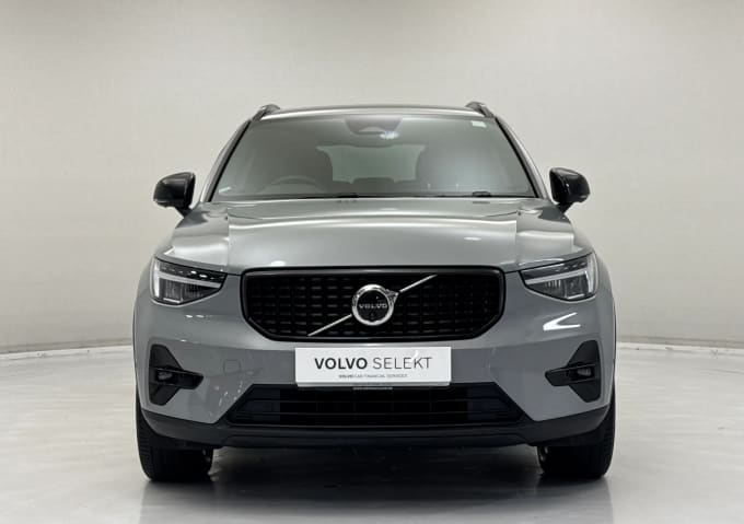 2023 Volvo Xc40