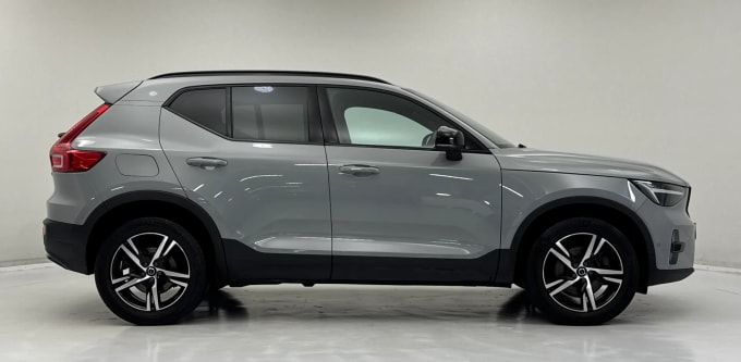 2023 Volvo Xc40