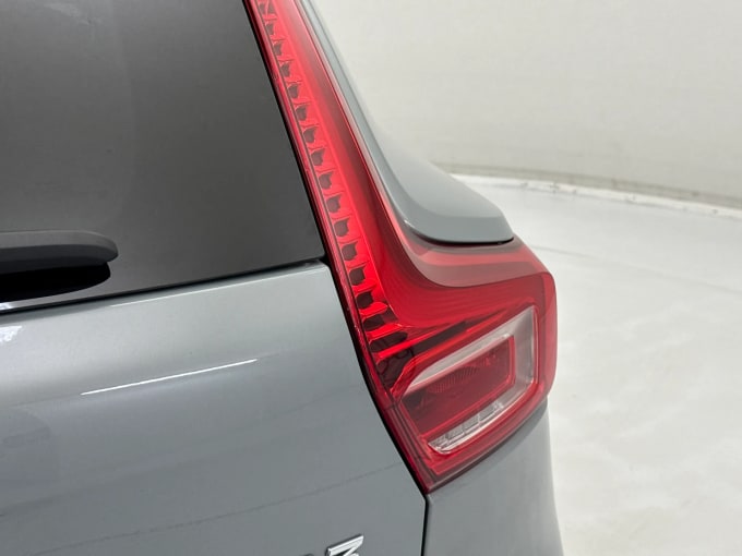 2023 Volvo Xc40