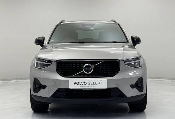 2023 Volvo Xc40