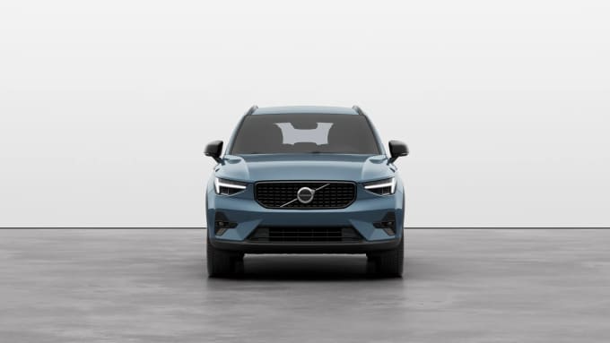 2024 Volvo Xc40