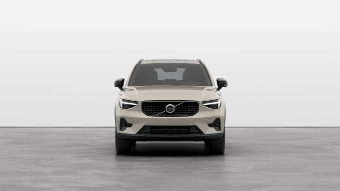 2024 Volvo Xc40