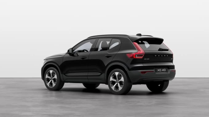 2024 Volvo Xc40